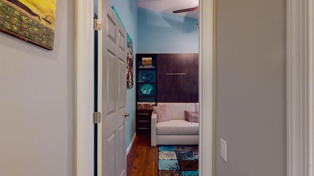 Active With Contract: $310,000 (2 beds, 2 baths, 1650 Square Feet)