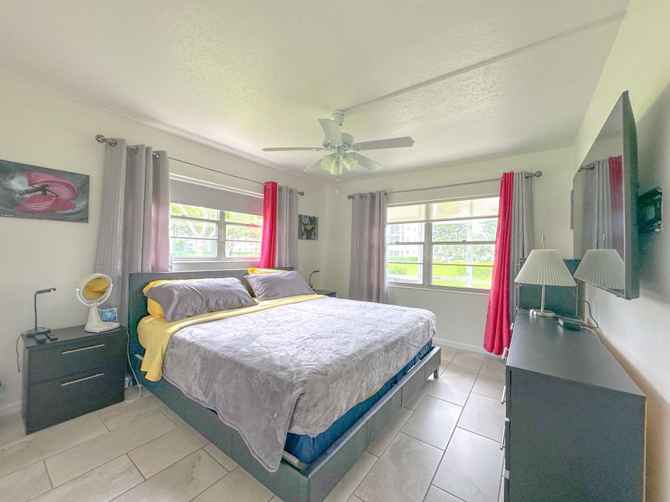 For Rent: $1,799 (2 beds, 1 baths, 840 Square Feet)