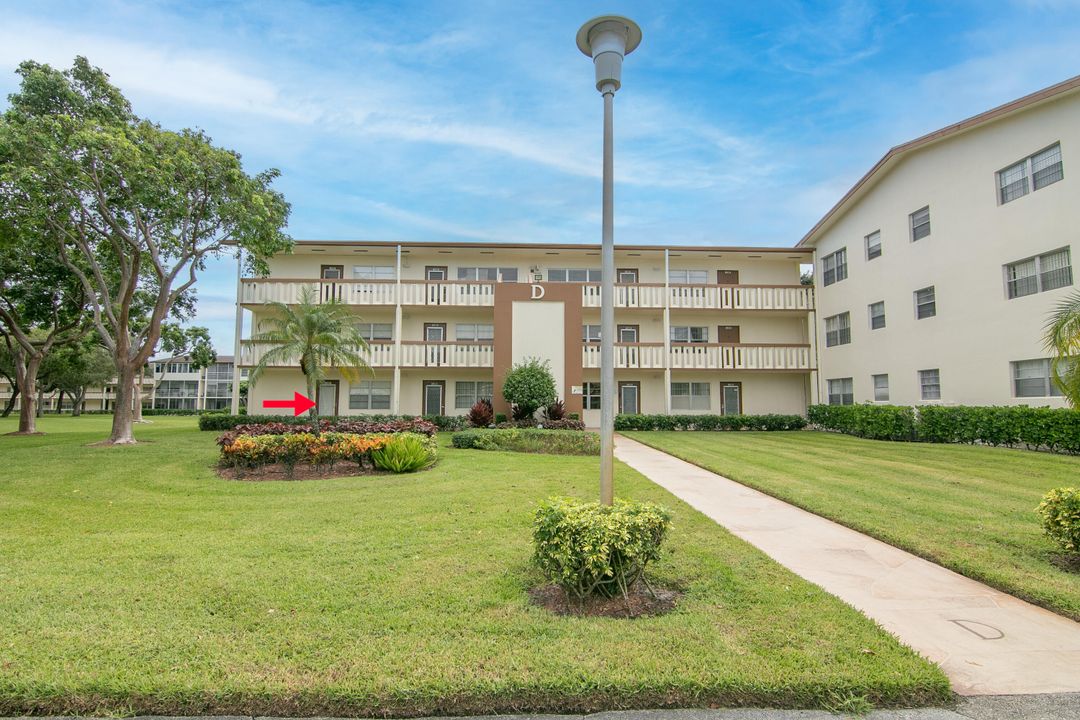 For Rent: $1,799 (2 beds, 1 baths, 840 Square Feet)