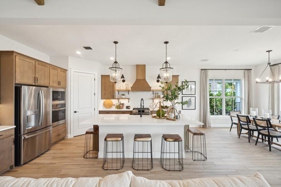 En Venta: $624,995 (2 camas, 2 baños, 2375 Pies cuadrados)