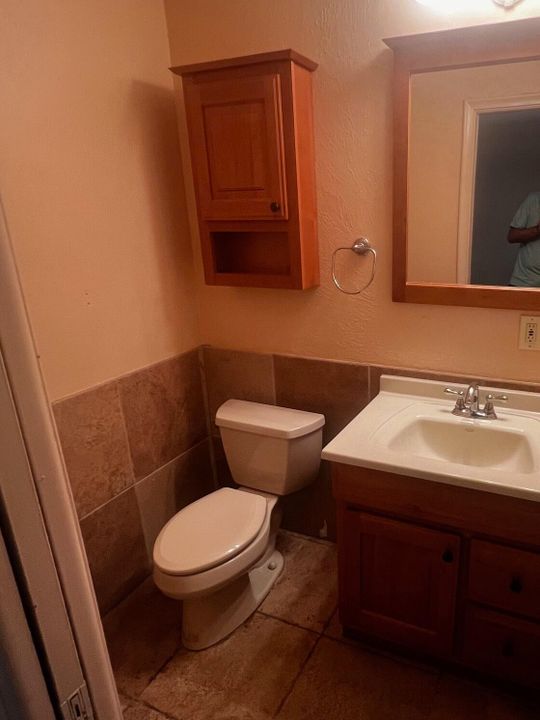 Active With Contract: $424,900 (2 beds, 1 baths, 1524 Square Feet)