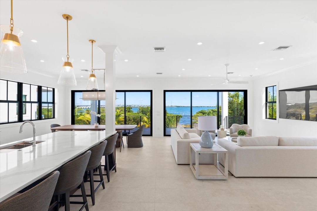 En Venta: $4,250,000 (5 camas, 5 baños, 6514 Pies cuadrados)