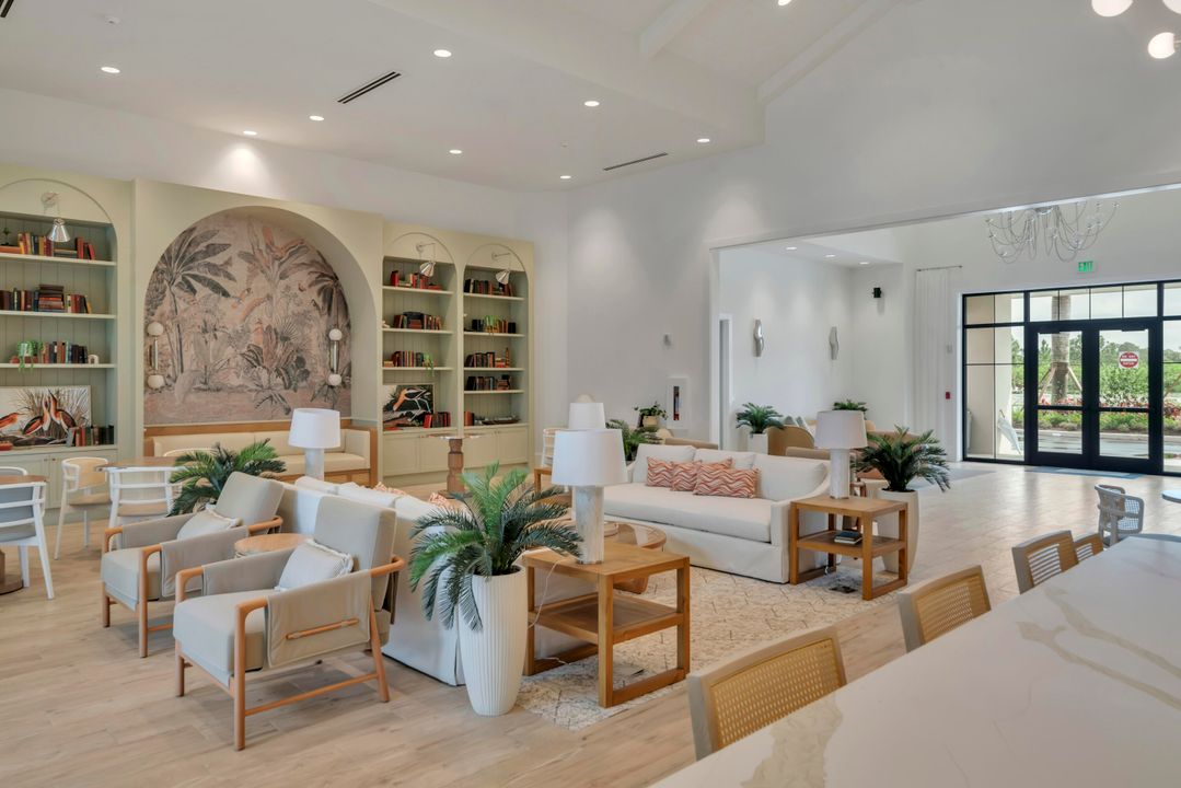 For Sale: $549,995 (2 beds, 2 baths, 2375 Square Feet)