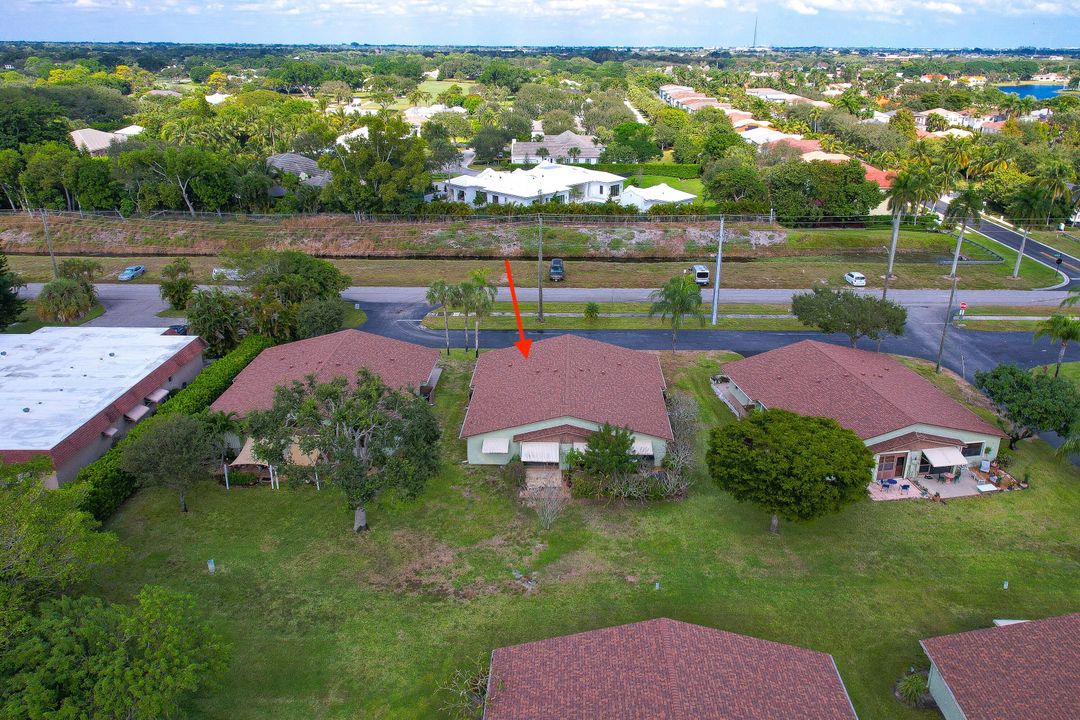 待售: $199,000 (2 贝兹, 2 浴室, 1114 平方英尺)