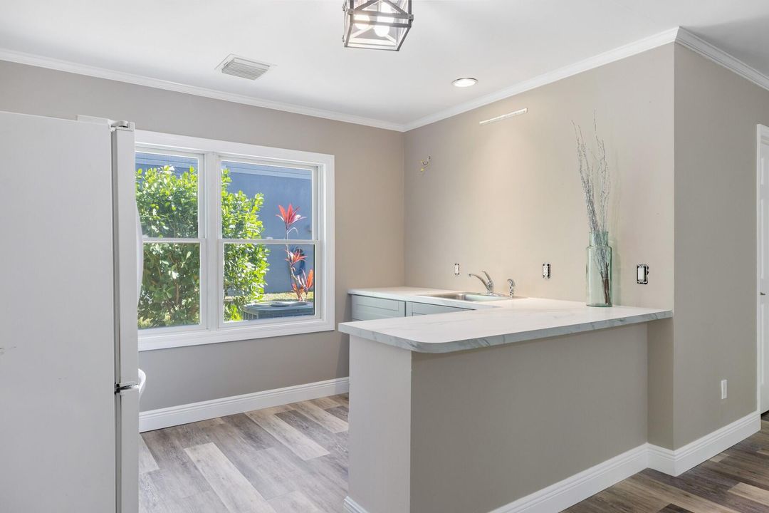 For Sale: $849,999 (3 beds, 2 baths, 3176 Square Feet)