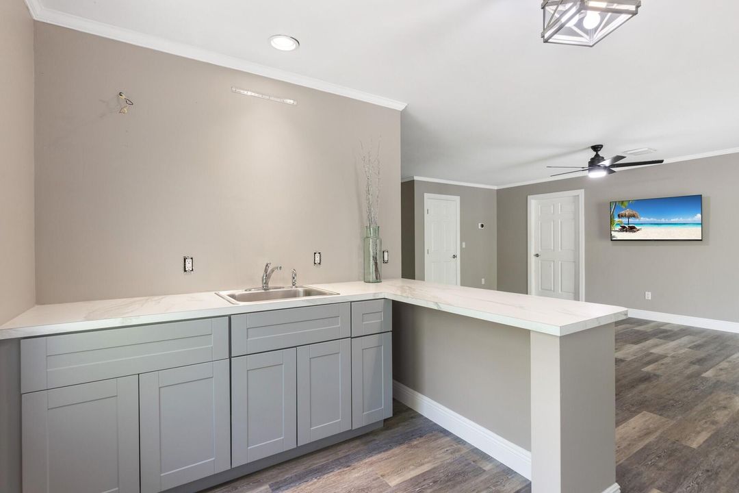 For Sale: $849,999 (3 beds, 2 baths, 3176 Square Feet)