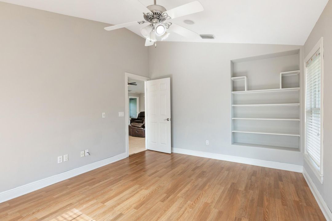 For Sale: $849,999 (3 beds, 2 baths, 3176 Square Feet)