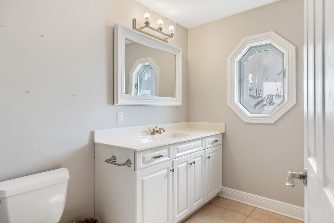 For Sale: $849,999 (3 beds, 2 baths, 3176 Square Feet)