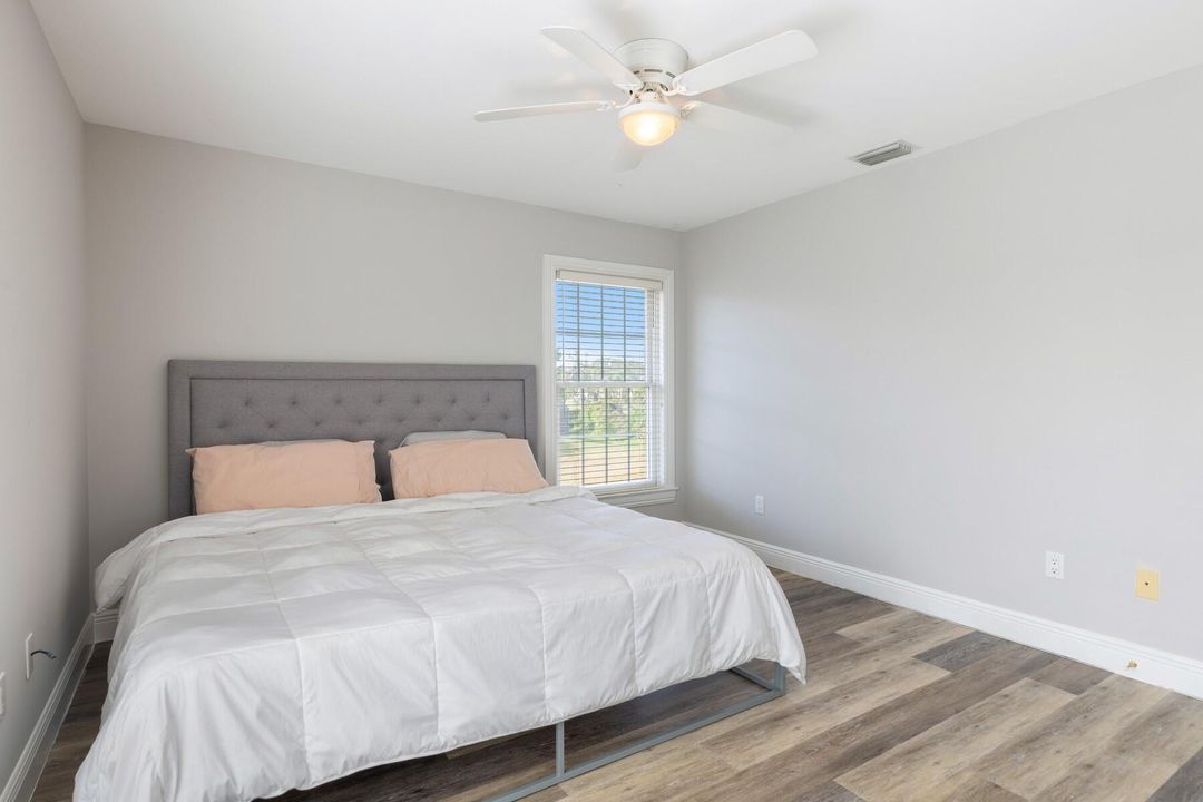 For Sale: $849,999 (3 beds, 2 baths, 3176 Square Feet)