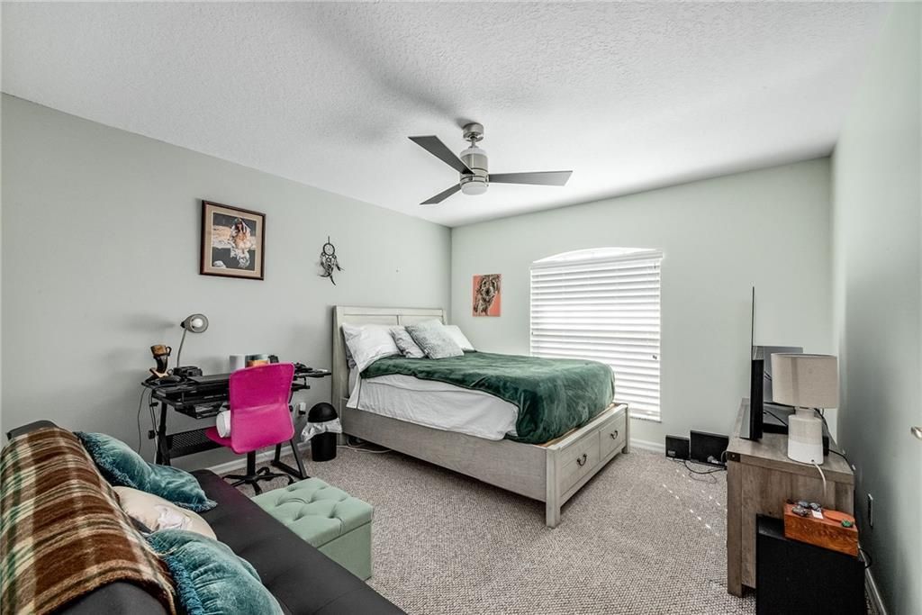 待售: $355,000 (3 贝兹, 2 浴室, 1362 平方英尺)