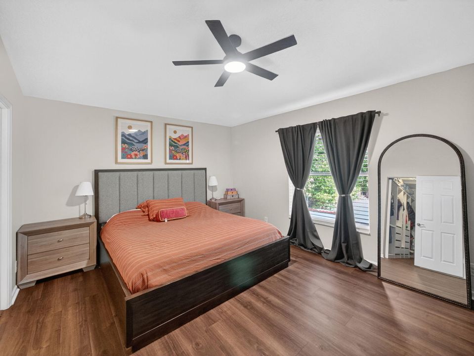 En Venta: $460,000 (3 camas, 2 baños, 1592 Pies cuadrados)