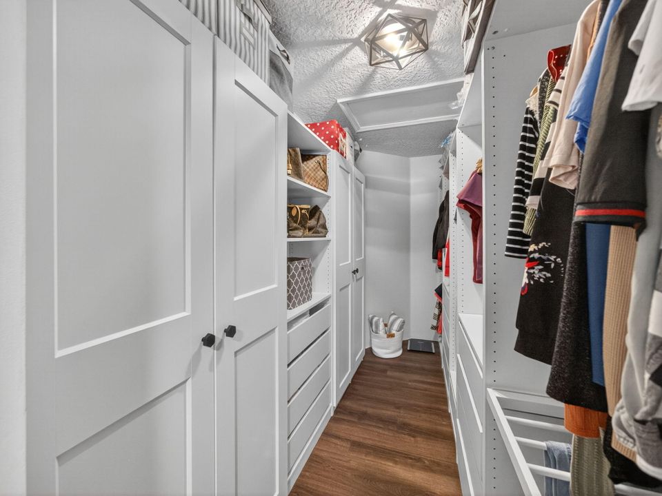 En Venta: $460,000 (3 camas, 2 baños, 1592 Pies cuadrados)