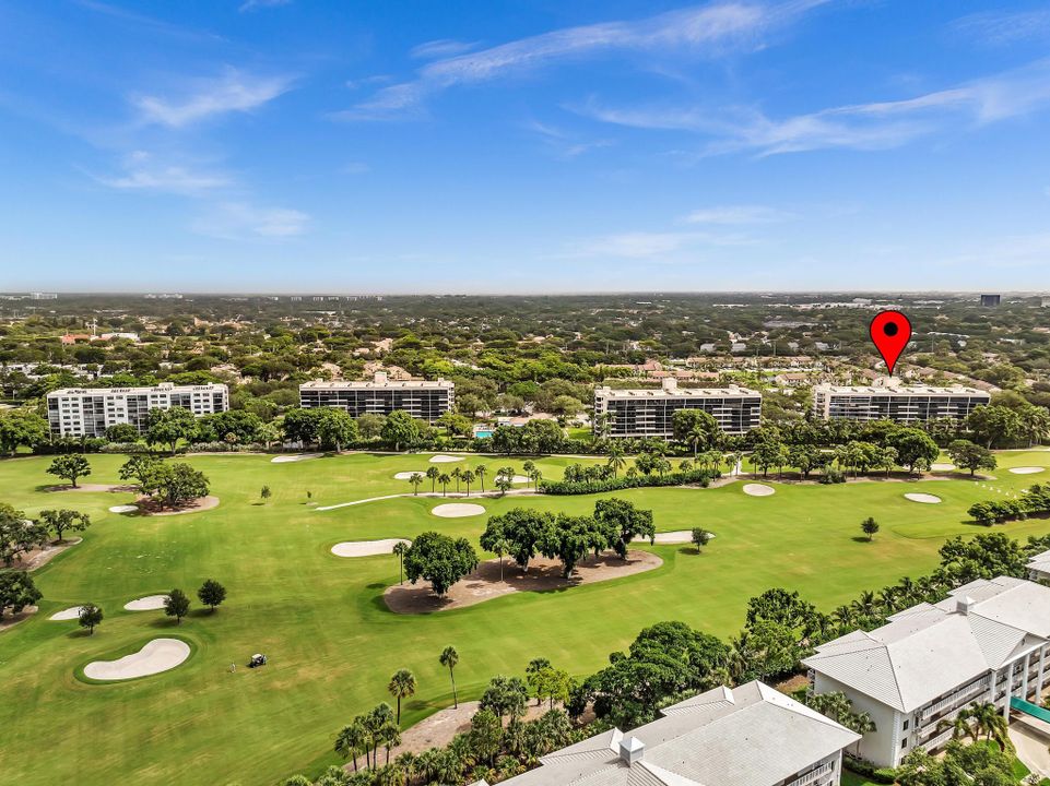 For Sale: $259,900 (2 beds, 2 baths, 1207 Square Feet)