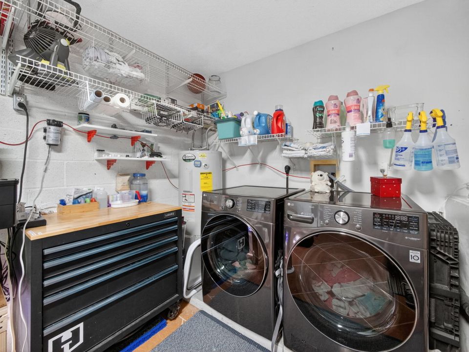 En Venta: $460,000 (3 camas, 2 baños, 1592 Pies cuadrados)