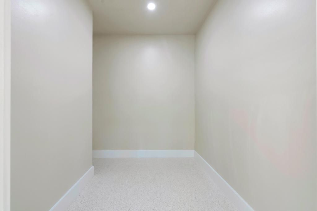 合同活跃: $3,750 (3 贝兹, 2 浴室, 1692 平方英尺)