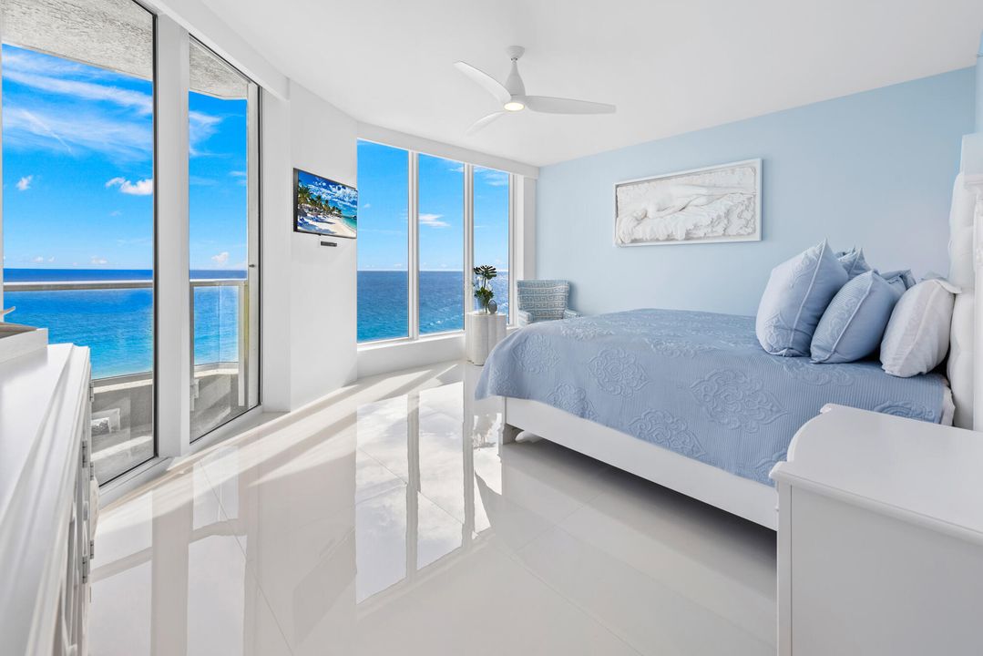 Activo con contrato: $4,799,000 (4 camas, 4 baños, 3883 Pies cuadrados)