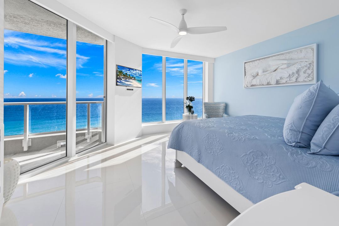 Activo con contrato: $4,799,000 (4 camas, 4 baños, 3883 Pies cuadrados)