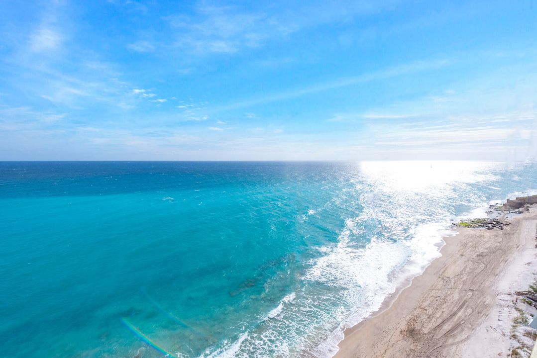 Activo con contrato: $4,799,000 (4 camas, 4 baños, 3883 Pies cuadrados)