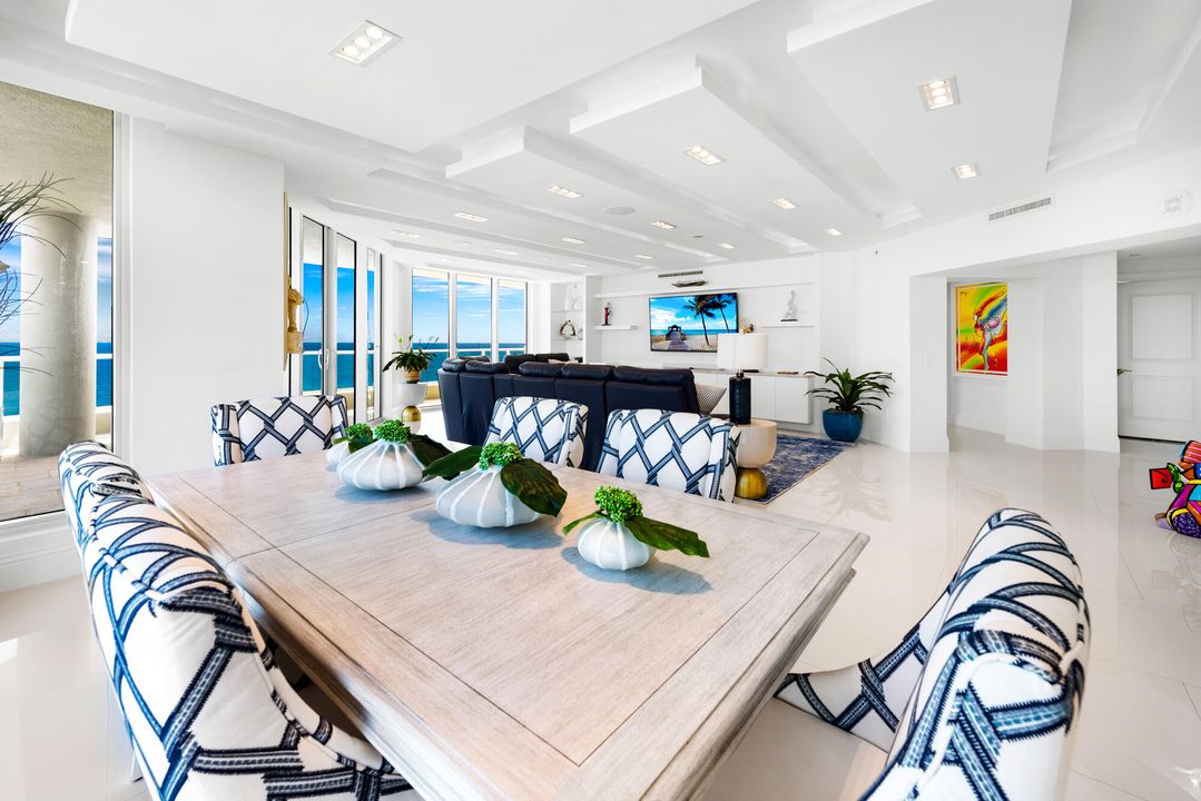 Activo con contrato: $4,799,000 (4 camas, 4 baños, 3883 Pies cuadrados)