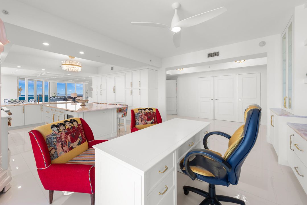 Activo con contrato: $4,799,000 (4 camas, 4 baños, 3883 Pies cuadrados)