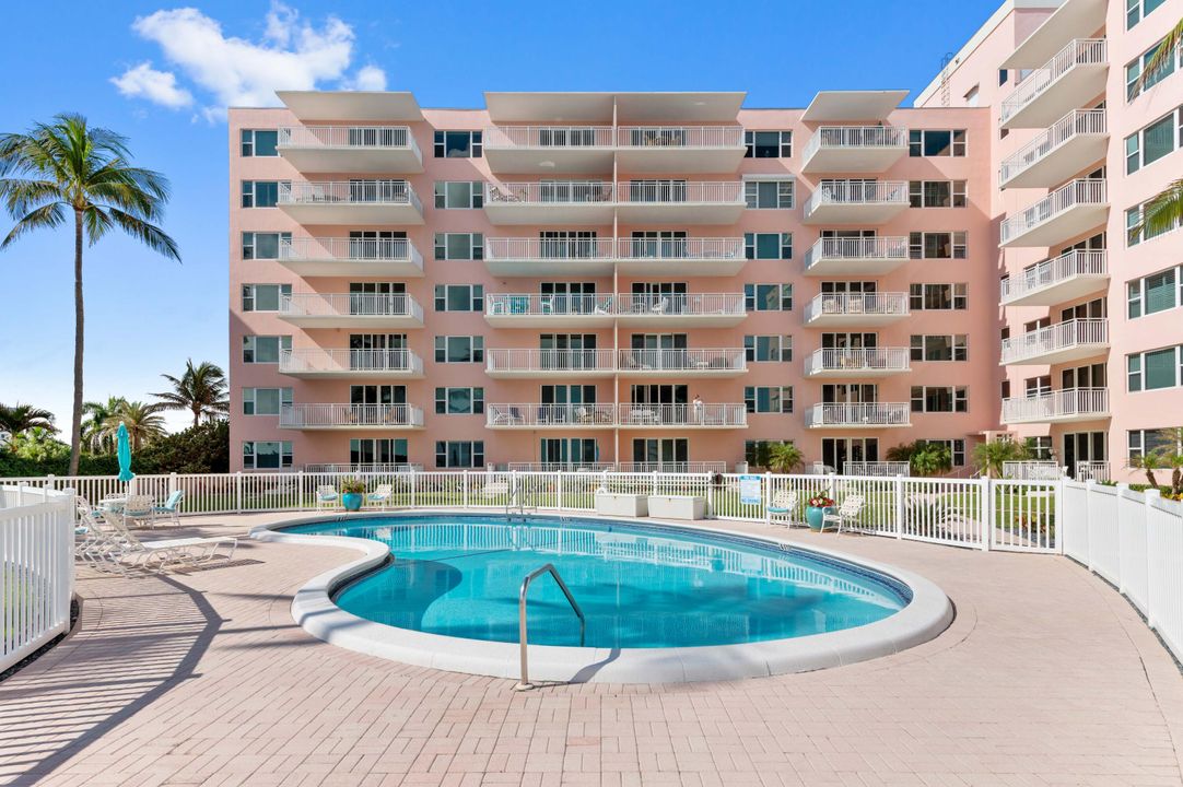 For Rent: $8,000 (2 beds, 2 baths, 1330 Square Feet)