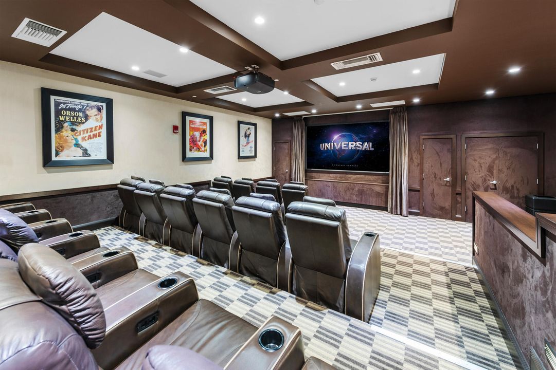 Activo con contrato: $4,799,000 (4 camas, 4 baños, 3883 Pies cuadrados)