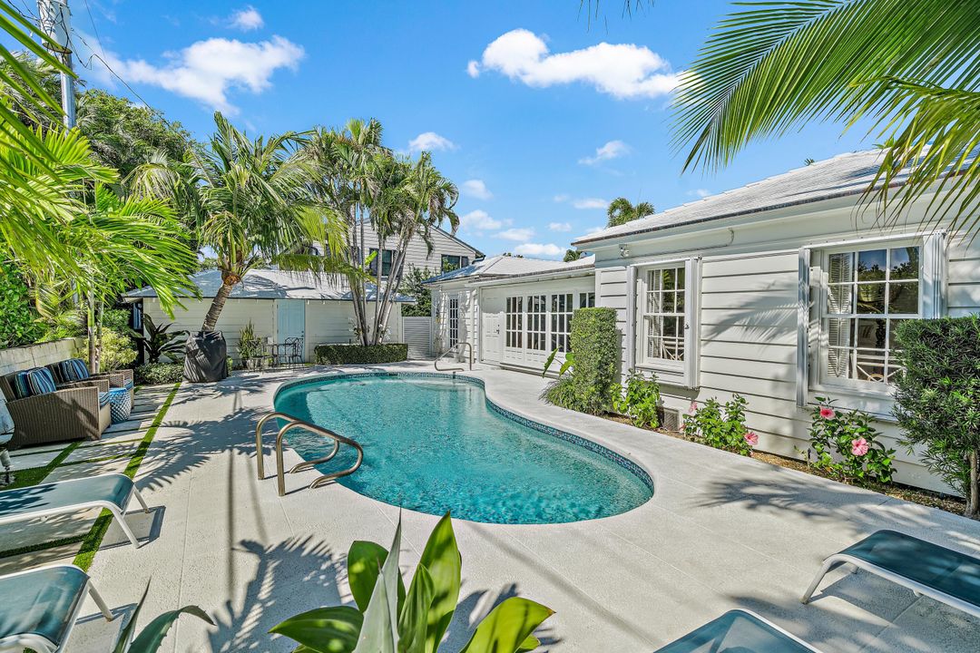 出租: $27,500 (2 贝兹, 2 浴室, 1436 平方英尺)