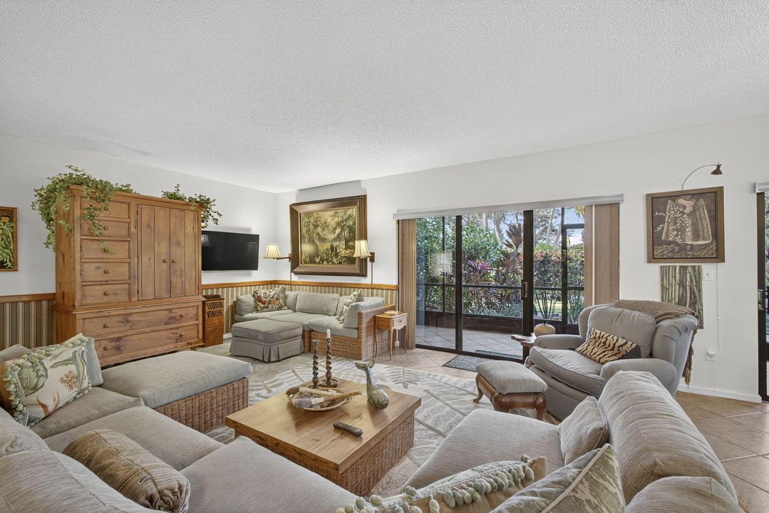 На продажу: $625,000 (3 спален, 3 ванн, 1760 Квадратных фут)