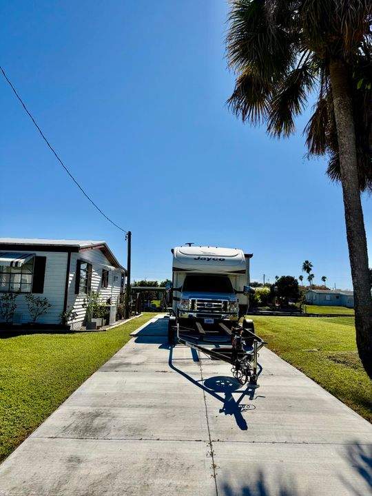 For Sale: $269,000 (3 beds, 2 baths, 1344 Square Feet)