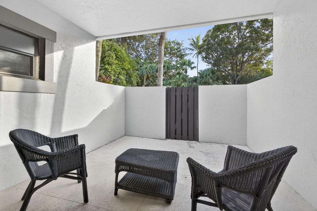 На продажу: $625,000 (3 спален, 3 ванн, 1760 Квадратных фут)