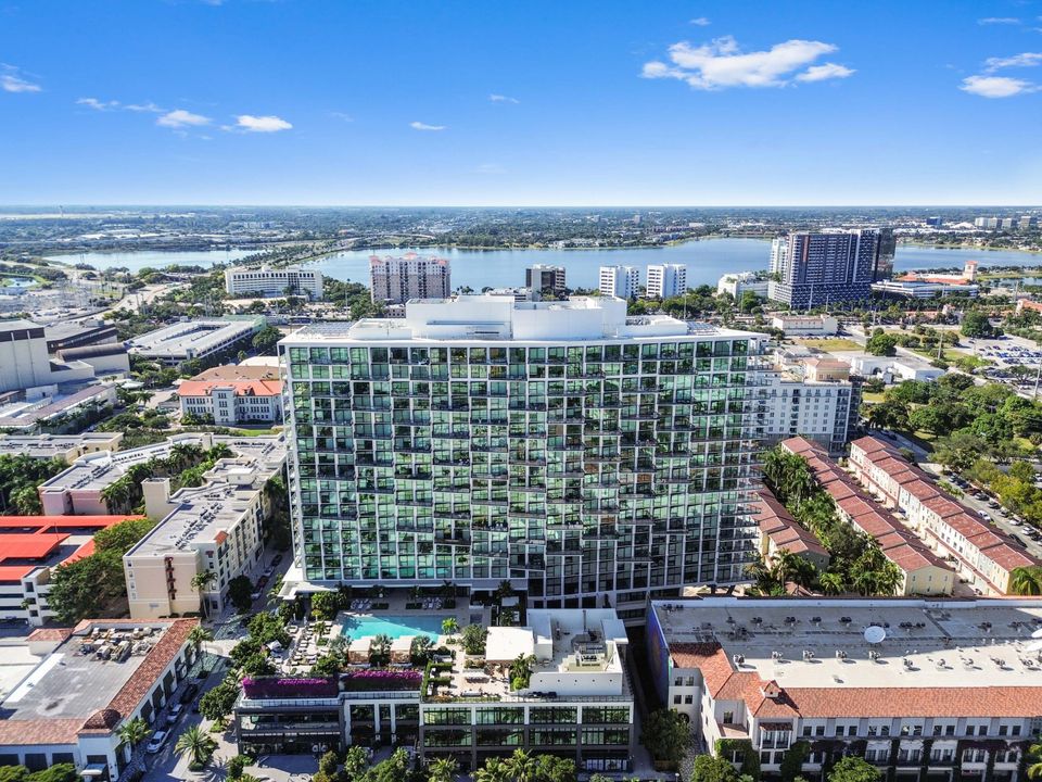 For Rent: $13,500 (2 beds, 2 baths, 1416 Square Feet)