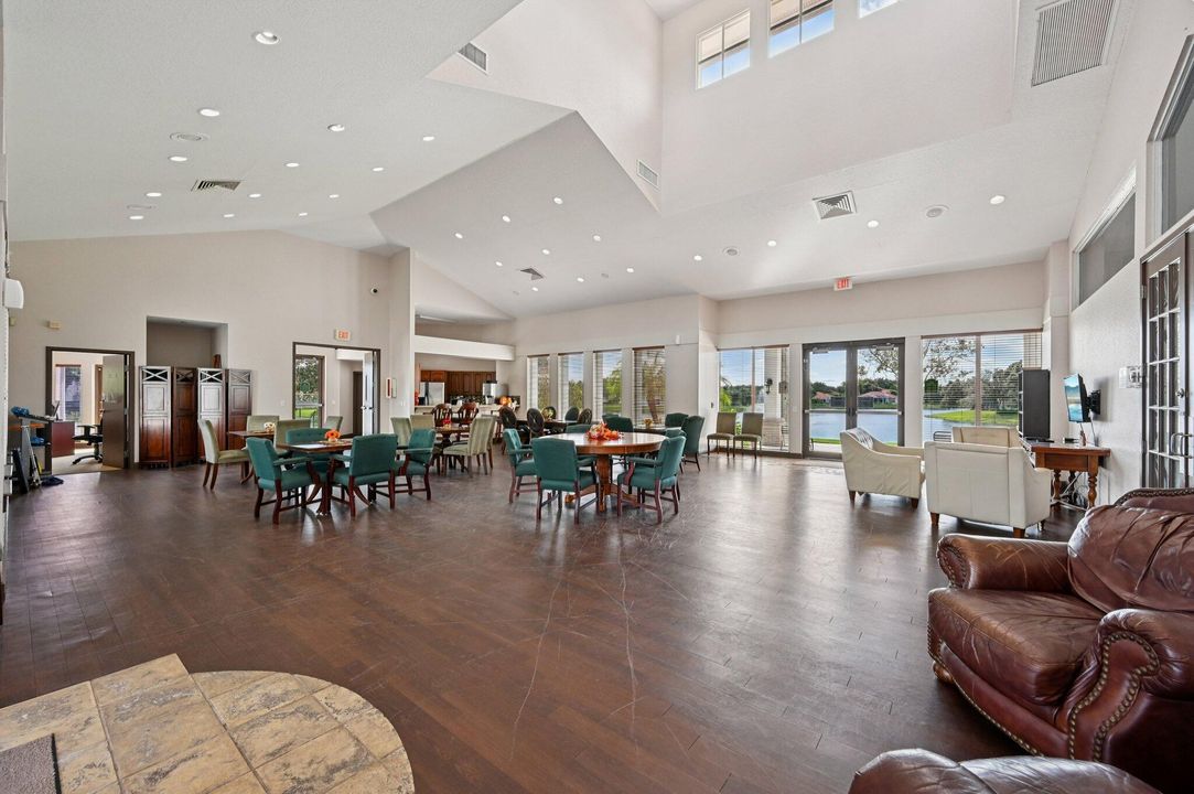 For Sale: $849,888 (4 beds, 2 baths, 1957 Square Feet)