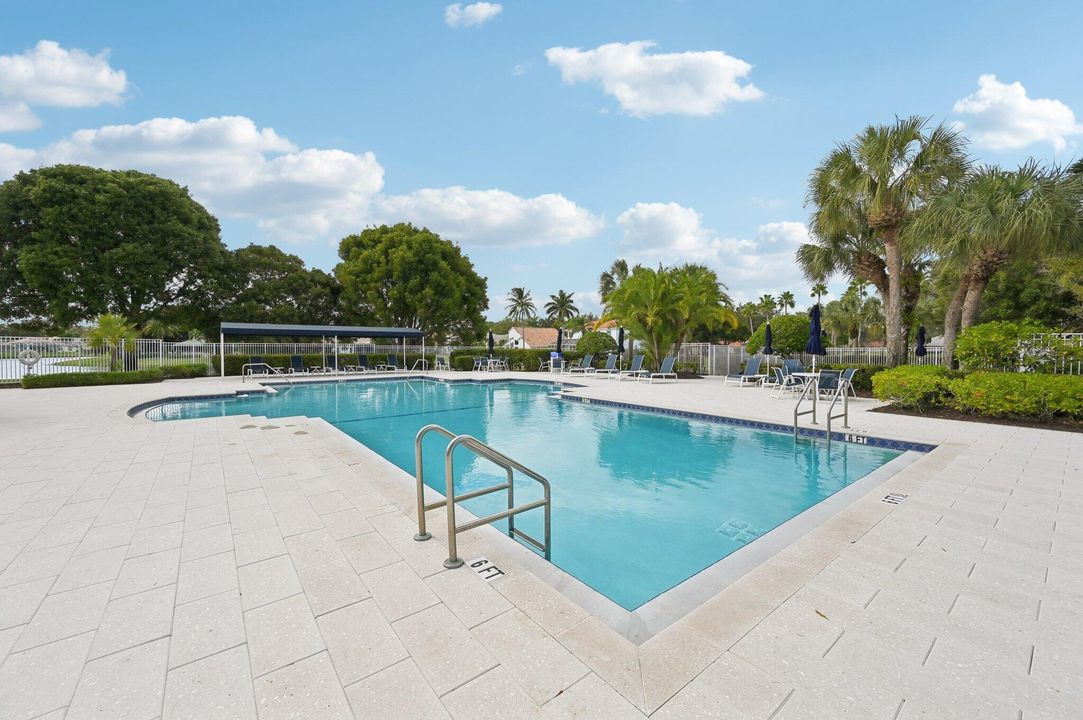 For Sale: $849,888 (4 beds, 2 baths, 1957 Square Feet)