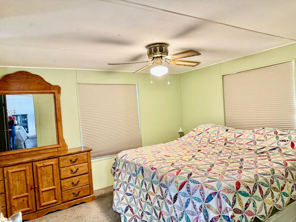 For Sale: $269,000 (3 beds, 2 baths, 1344 Square Feet)