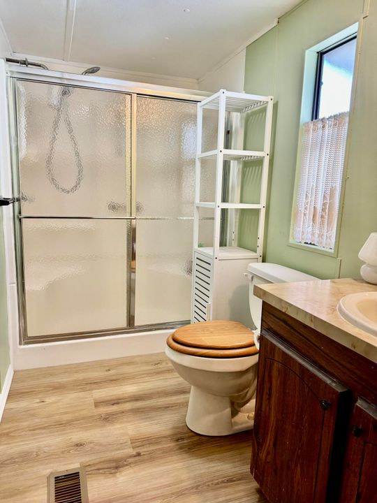 For Sale: $269,000 (3 beds, 2 baths, 1344 Square Feet)