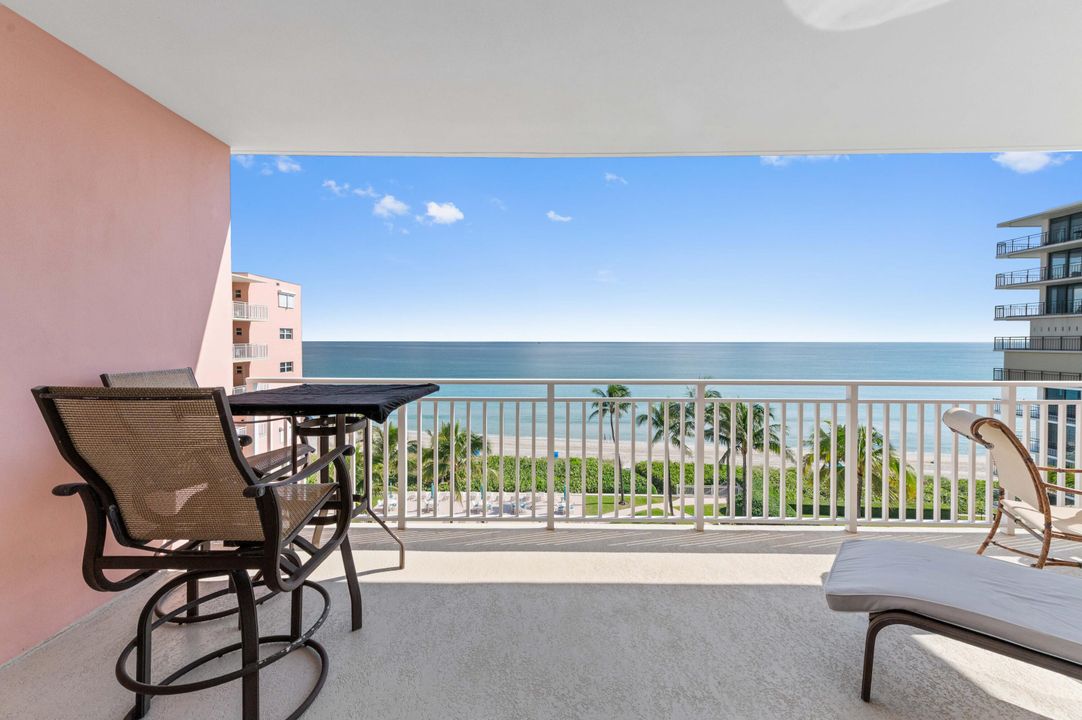 For Rent: $8,000 (2 beds, 2 baths, 1330 Square Feet)