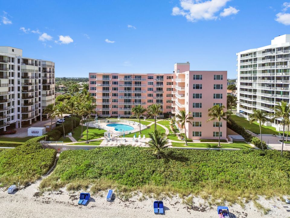 For Rent: $8,000 (2 beds, 2 baths, 1330 Square Feet)