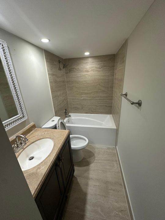 For Sale: $195,000 (2 beds, 2 baths, 1290 Square Feet)