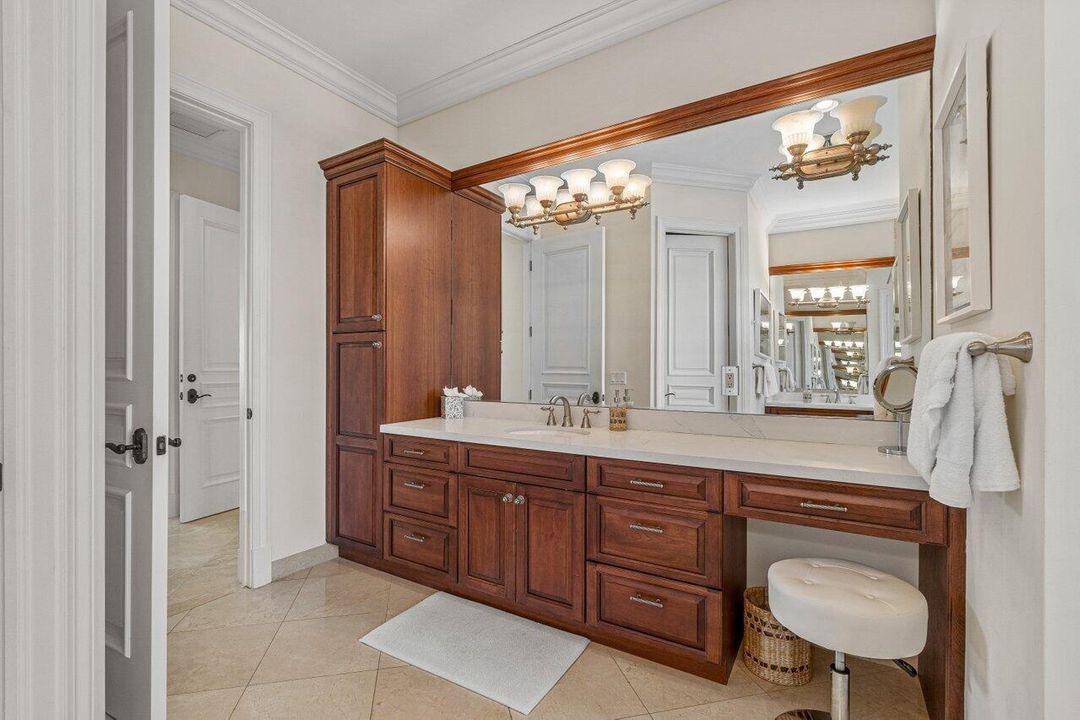 En Renta: $58,000 (7 camas, 6 baños, 5111 Pies cuadrados)