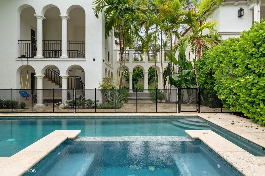 En Renta: $58,000 (7 camas, 6 baños, 5111 Pies cuadrados)