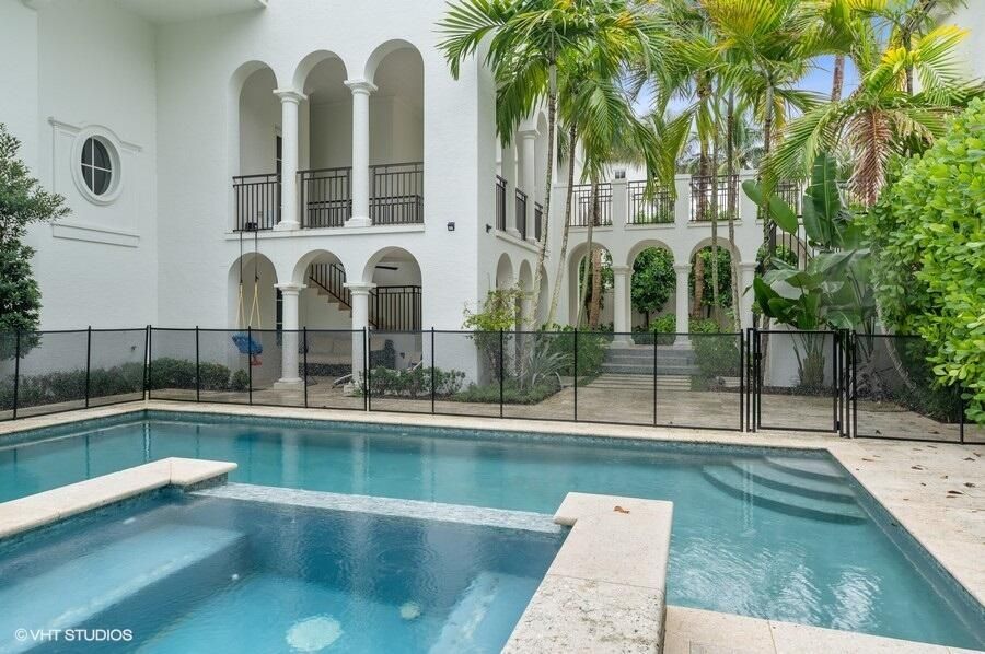 En Renta: $58,000 (7 camas, 6 baños, 5111 Pies cuadrados)