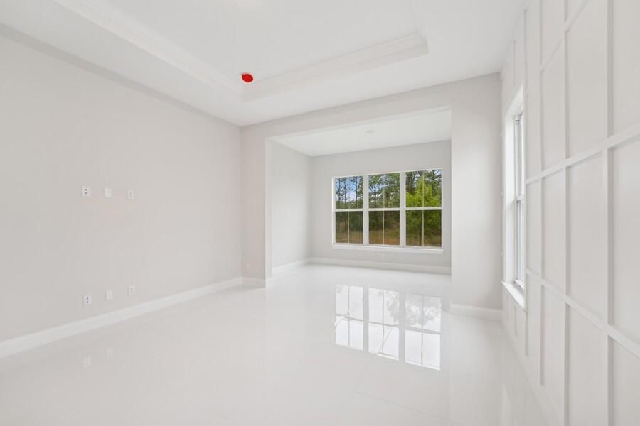 For Sale: $569,995 (3 beds, 3 baths, 2809 Square Feet)