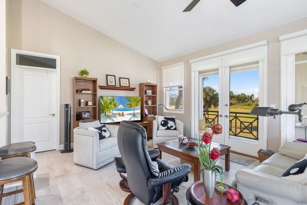 For Sale: $529,000 (3 beds, 2 baths, 1678 Square Feet)