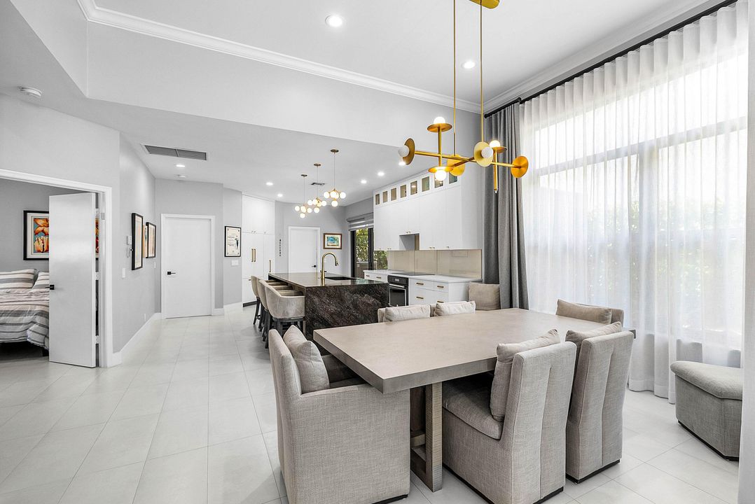 For Sale: $949,900 (3 beds, 2 baths, 2058 Square Feet)