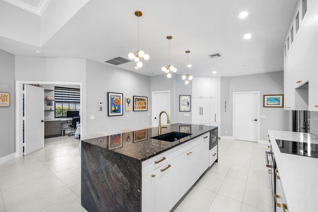 For Sale: $949,900 (3 beds, 2 baths, 2058 Square Feet)