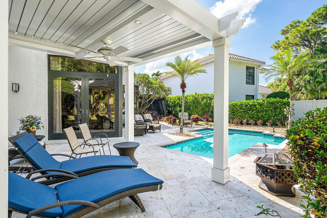 For Sale: $949,900 (3 beds, 2 baths, 2058 Square Feet)