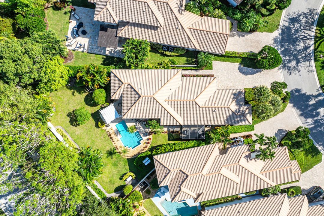 For Sale: $949,900 (3 beds, 2 baths, 2058 Square Feet)