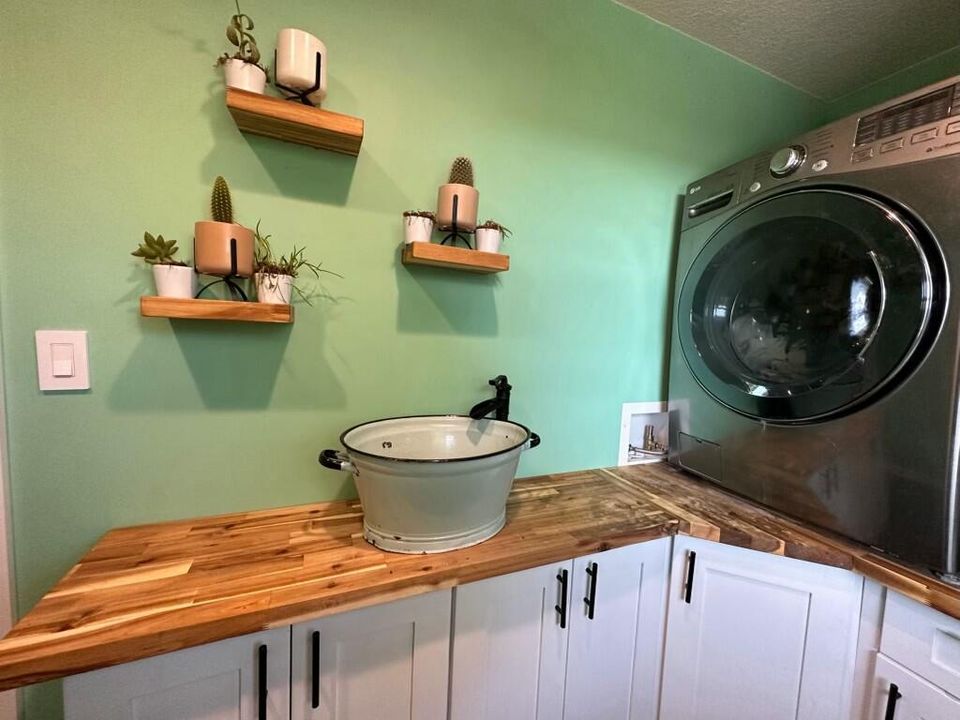 For Rent: $9,500 (4 beds, 2 baths, 2794 Square Feet)