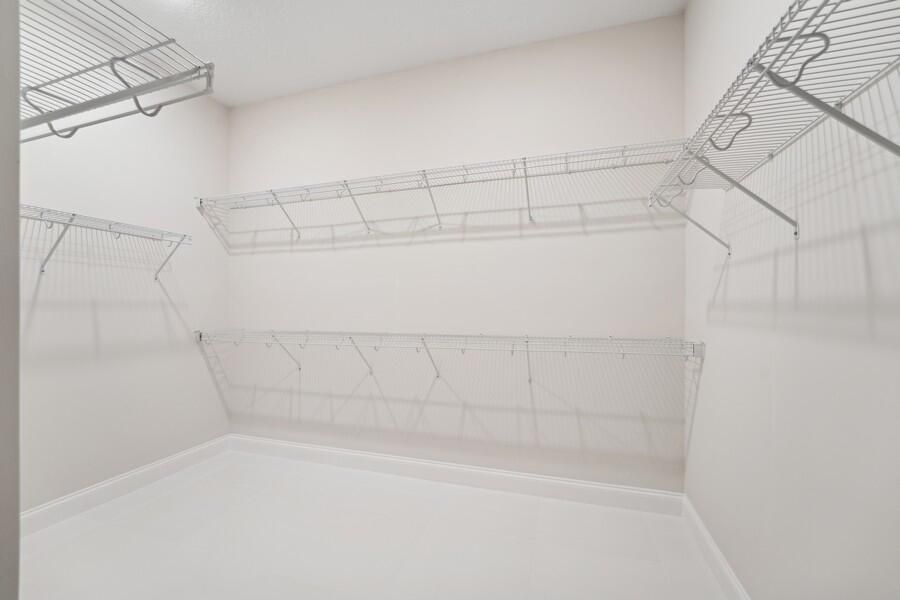 En Venta: $674,995 (3 camas, 3 baños, 2809 Pies cuadrados)