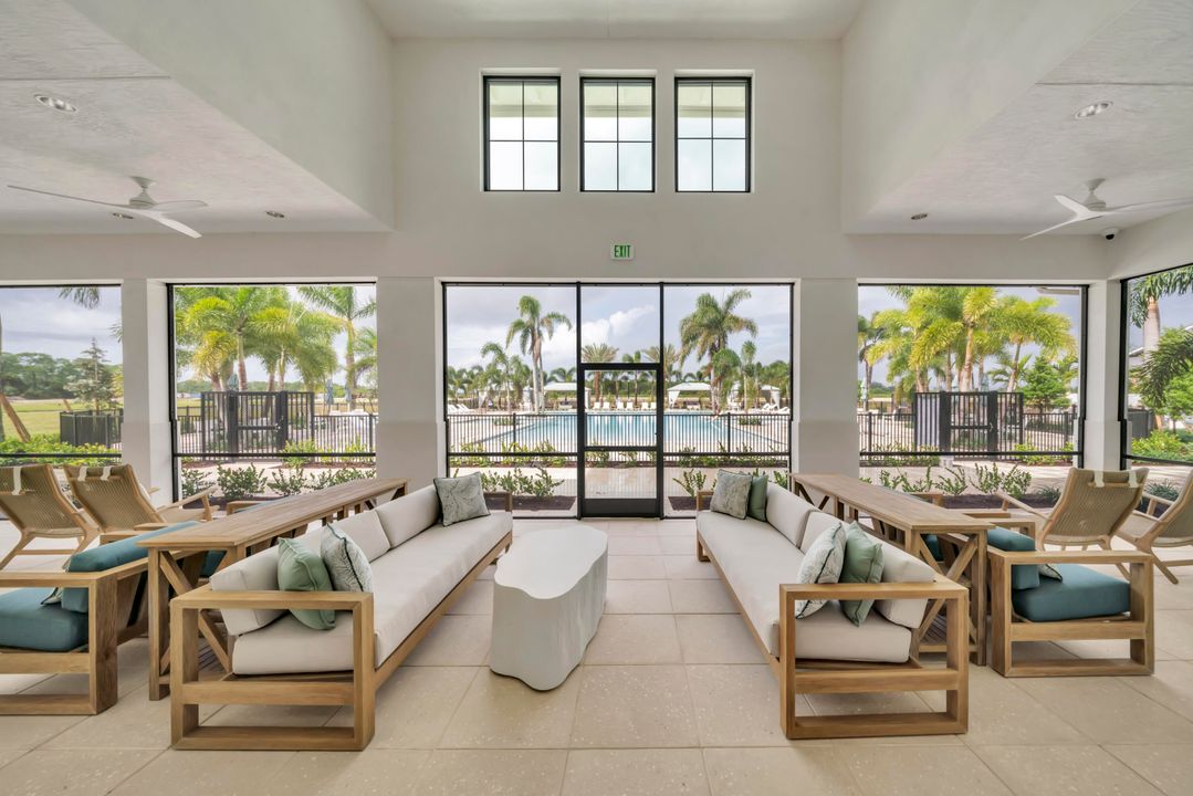 En Venta: $674,995 (3 camas, 3 baños, 2809 Pies cuadrados)